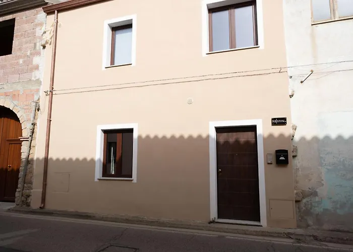 Guesthost - Comfy Two-levels With Terrace! Appartamento *